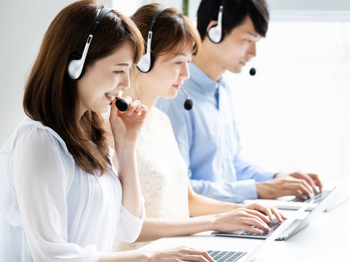 お客様がシステムを利用する際に発生する様々な疑問やトラブルに対して、迅速かつ丁寧に対応。|医療機器・電子カルテ・医事会計システム | 静岡トスメック株式会社